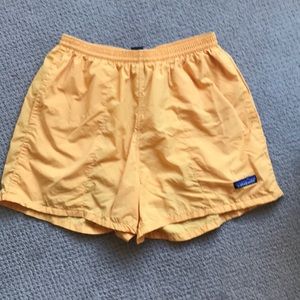 Patagonia baggies retro